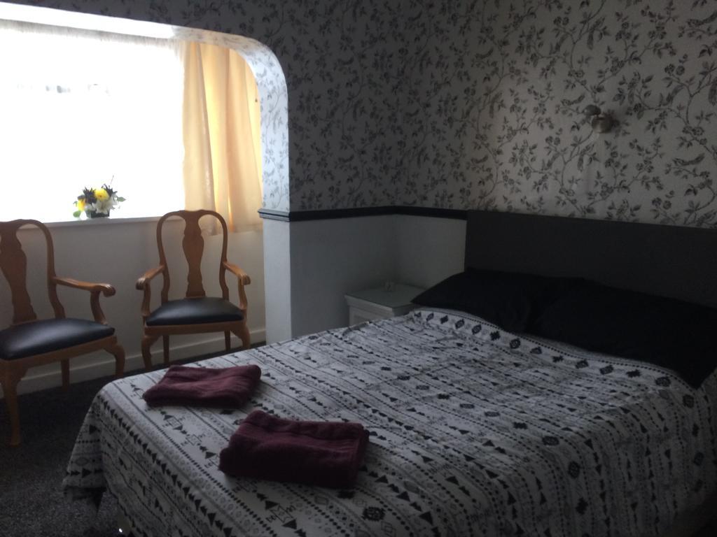 Chatley Court Guest House Бридлінгтон Екстер'єр фото